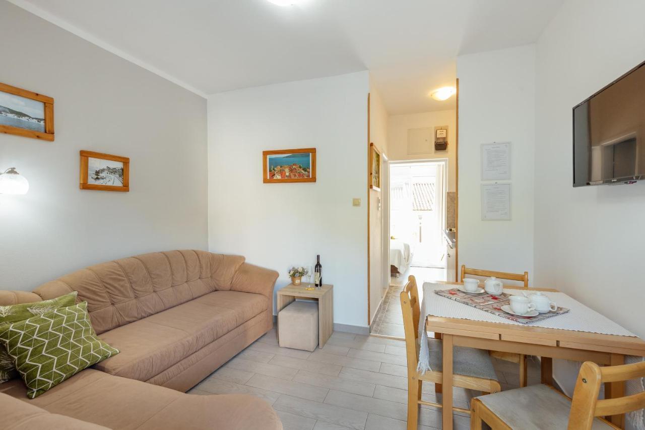 Apartmani Vico Херцег-Нови Экстерьер фото
